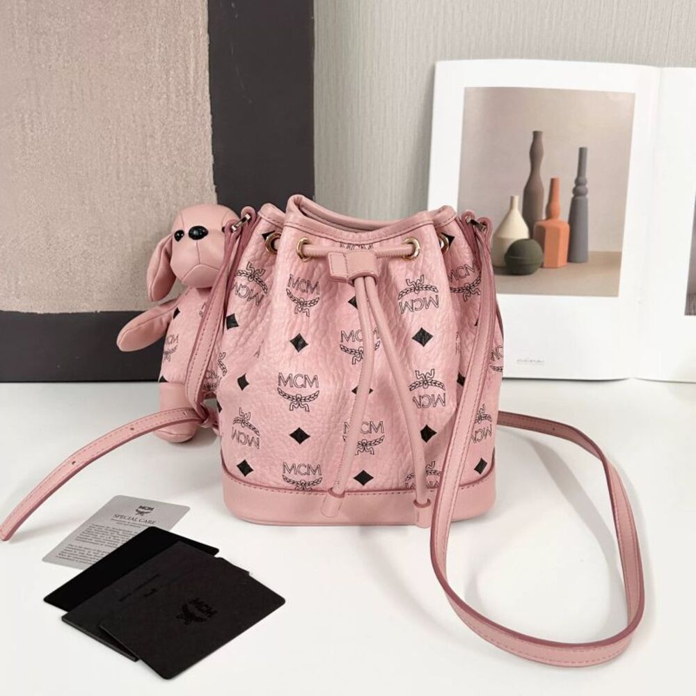 Mcm Women Pre-Loved Bag Very Good Condition